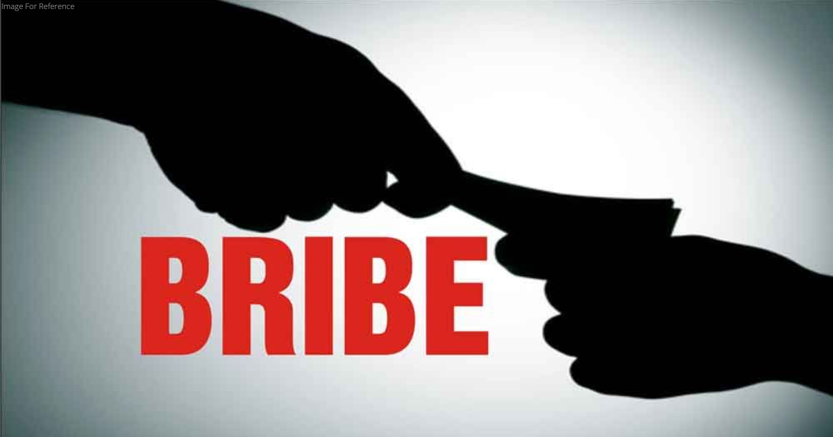 Constable in ACB net for taking Rs 7,000 bribe